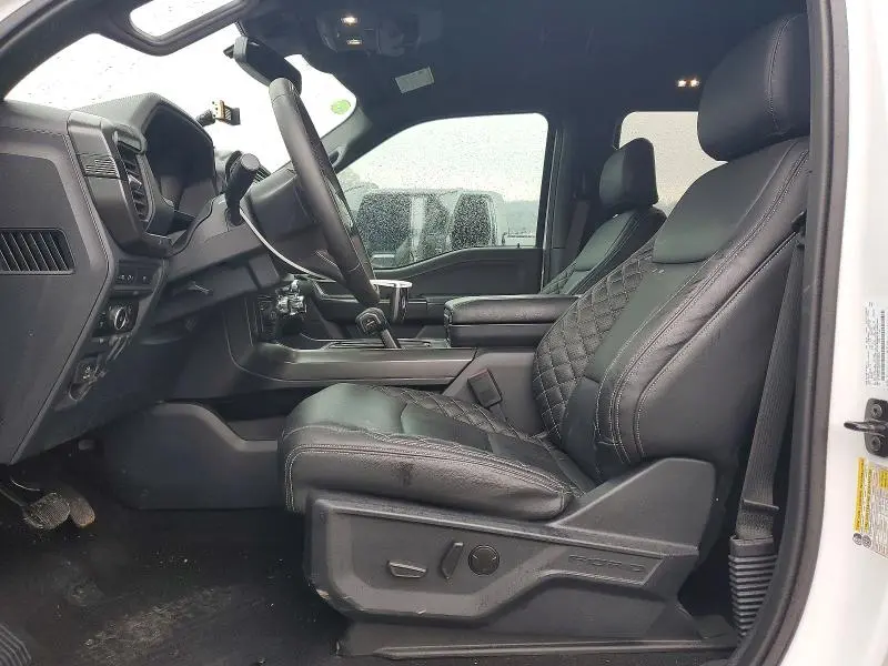 2024 FORD F150 XLT  
