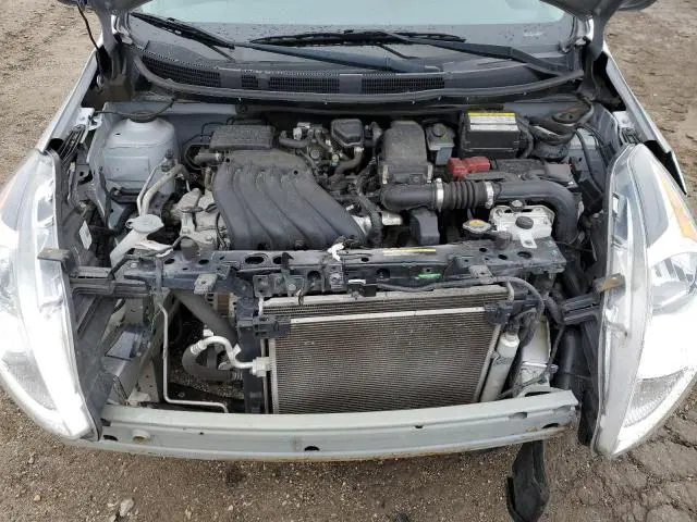 2019 NISSAN VERSA S