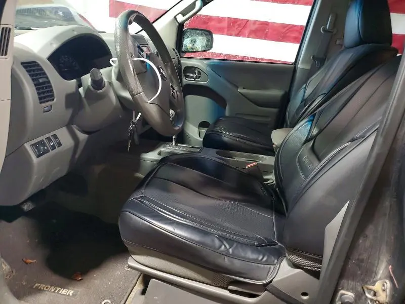 2015 NISSAN FRONTIER S  