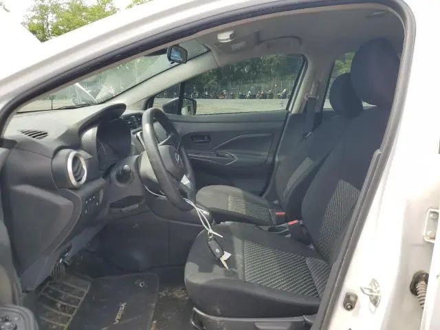2022 NISSAN VERSA S  