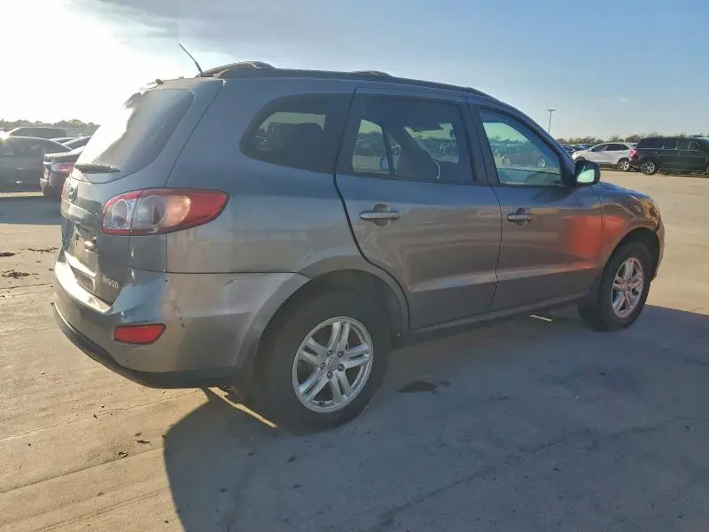 2012 HYUNDAI SANTA FE GLS  