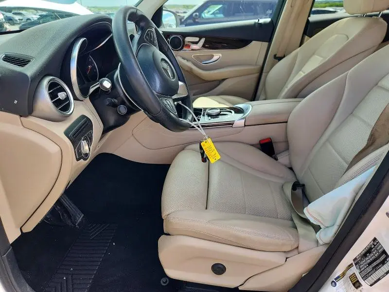 2017 MERCEDES-BENZ GLC 300 4MATIC  