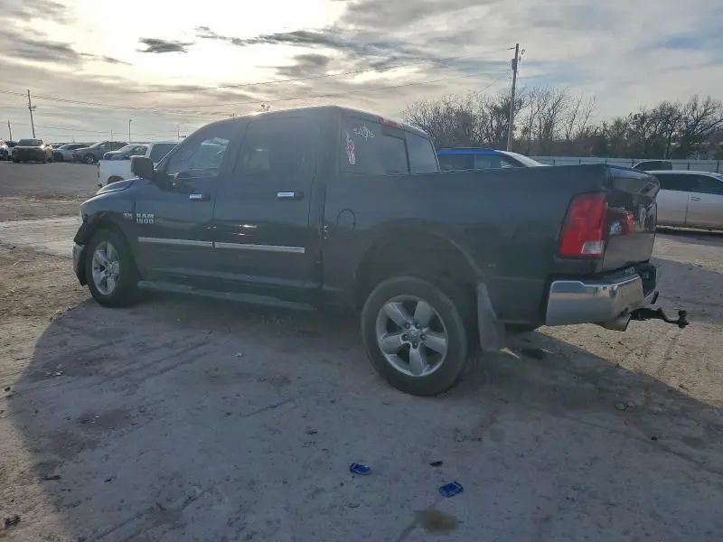 2018 RAM 1500 SLT  