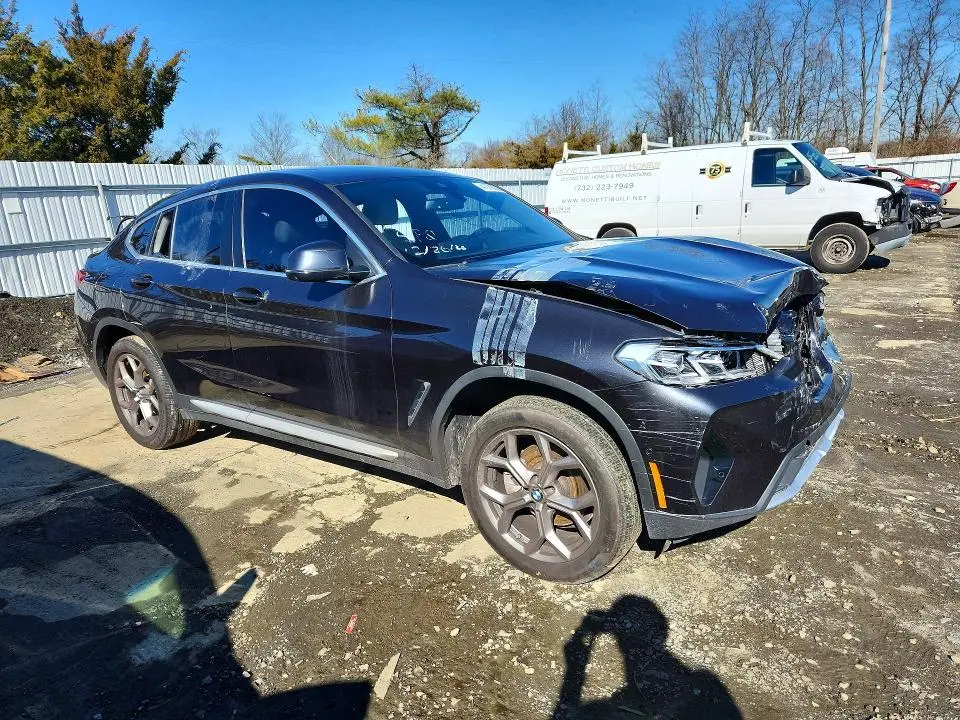 2024 BMW X4 XDRIVE30I  