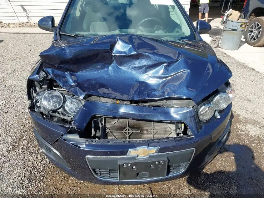 2015 CHEVROLET SONIC LT AUTO