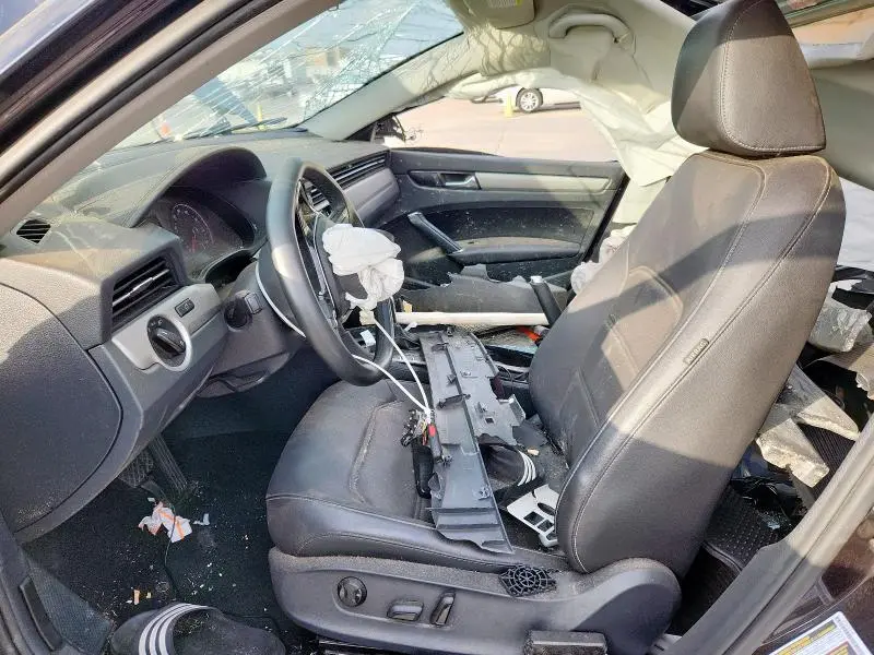 2021 VOLKSWAGEN PASSAT SE  