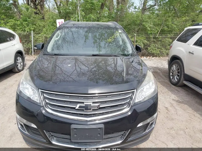 2017 CHEVROLET TRAVERSE 2LT