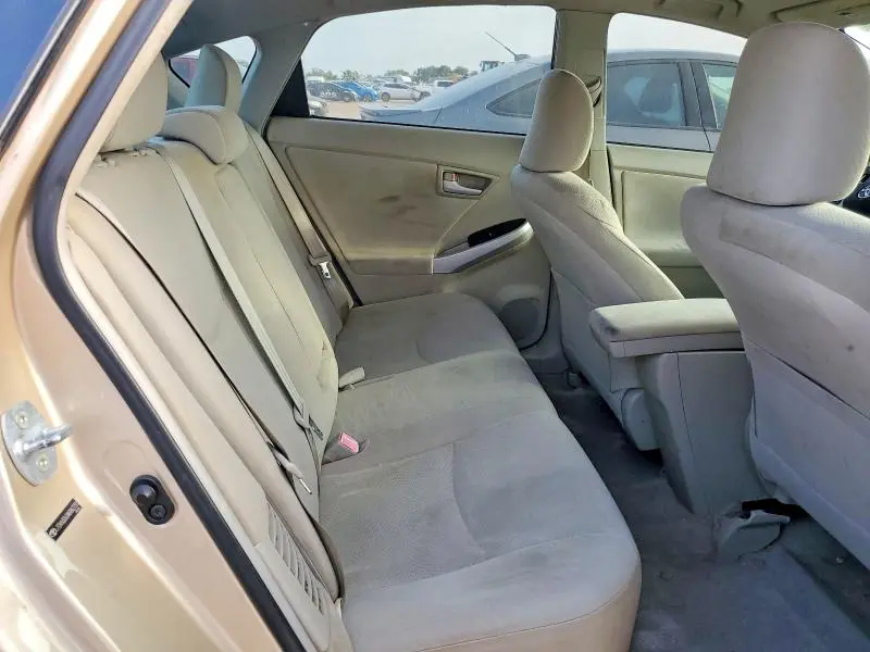2010 TOYOTA PRIUS II  