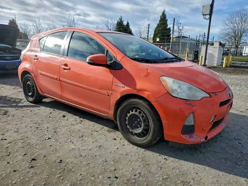 2013 TOYOTA PRIUS C   