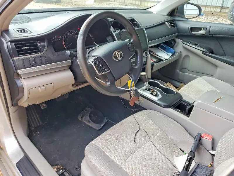 2012 TOYOTA CAMRY LE  