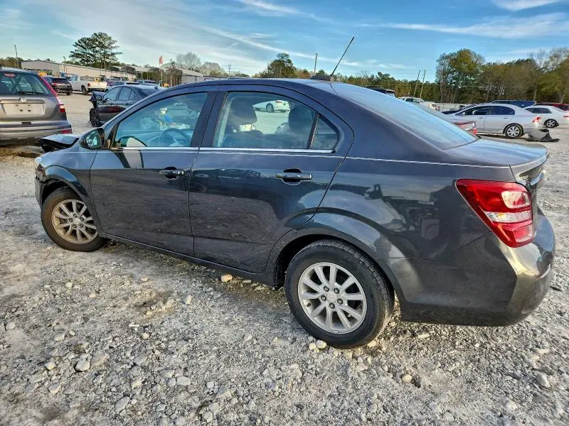 2017 CHEVROLET SONIC LT  