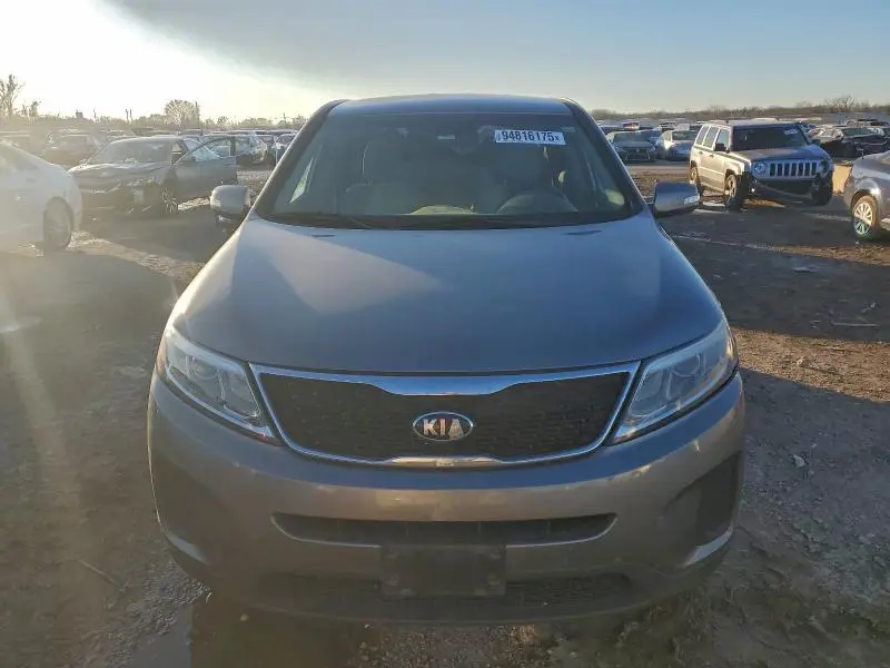 2015 KIA SORENTO LX  