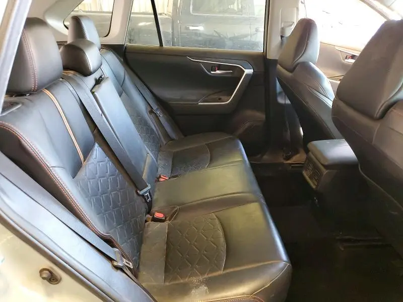 2021 TOYOTA RAV4 ADVENTURE  