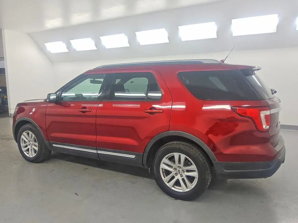 2019 FORD EXPLORER XLT  