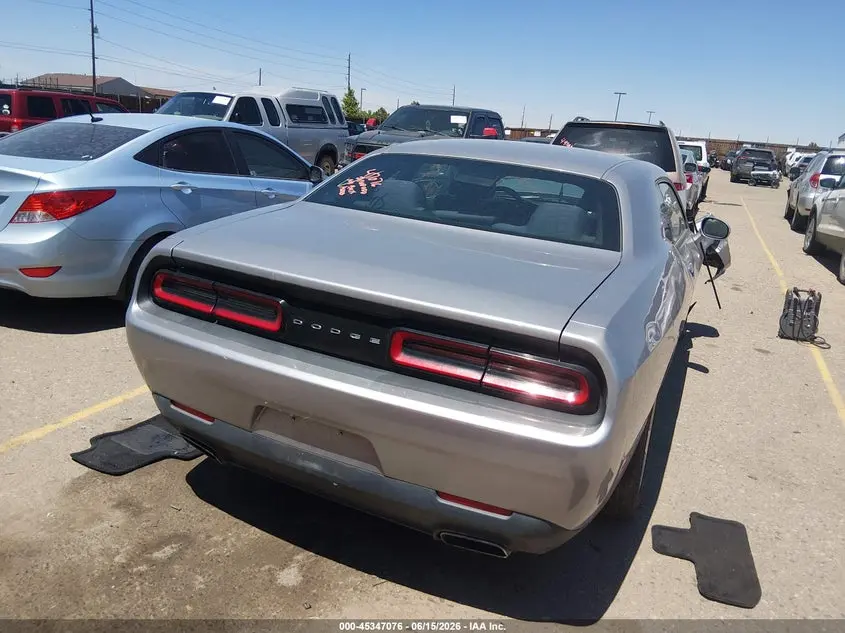 2016 DODGE CHALLENGER SXT