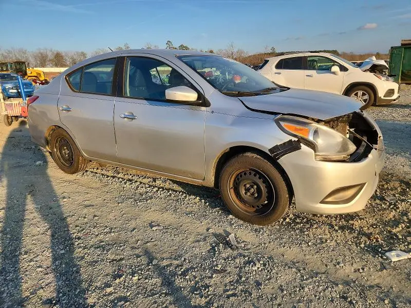 2017 NISSAN VERSA S  