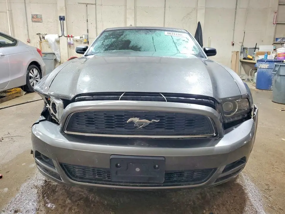 2013 FORD MUSTANG   