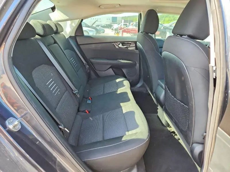 2019 KIA FORTE S  