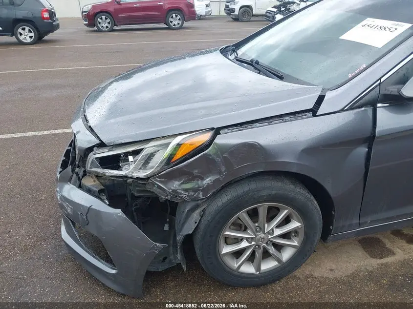 2019 HYUNDAI SONATA SE