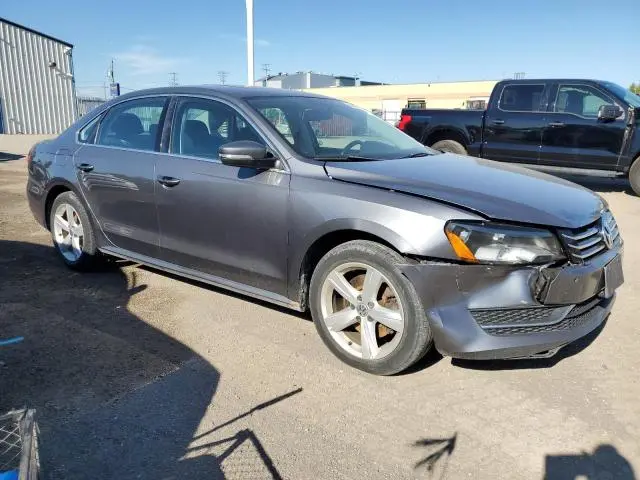 2014 VOLKSWAGEN PASSAT SE