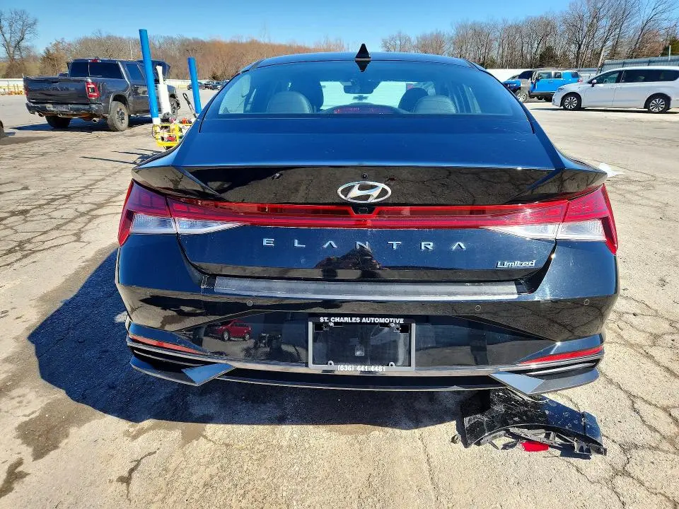 2023 HYUNDAI ELANTRA LIMITED  