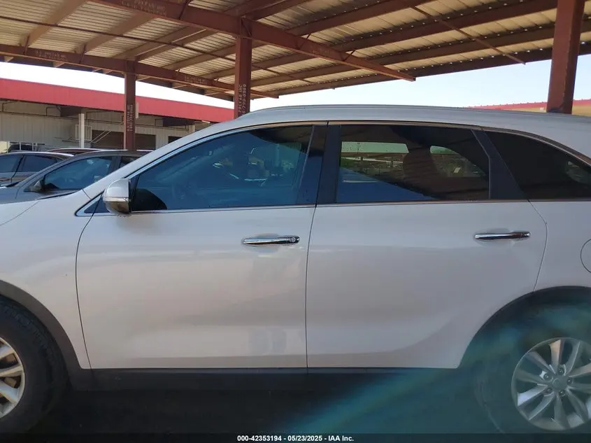 2016 KIA SORENTO 2.4L LX