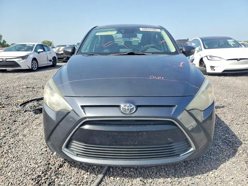 2018 TOYOTA YARIS IA BASE  