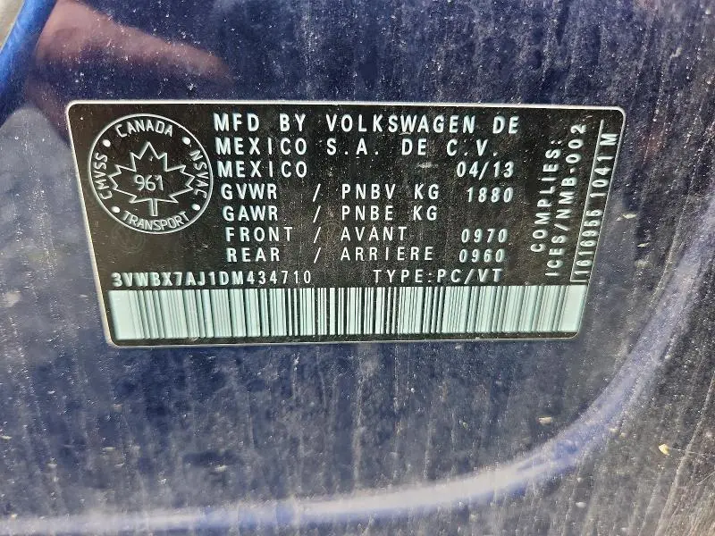 2013 VOLKSWAGEN JETTA SE  