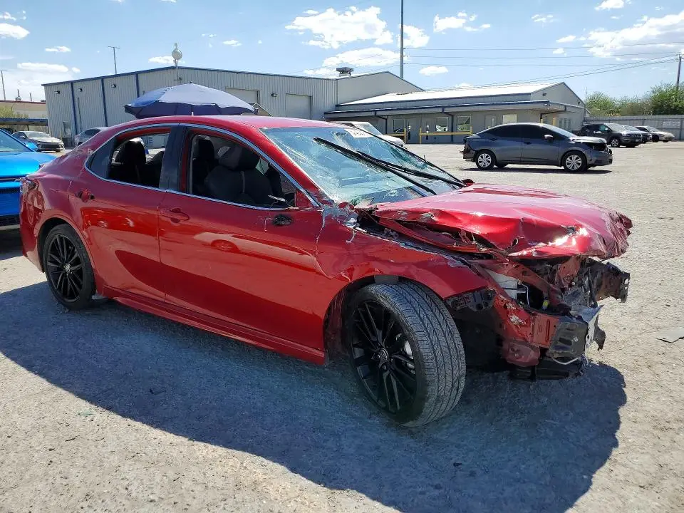 2021 TOYOTA CAMRY XSE  