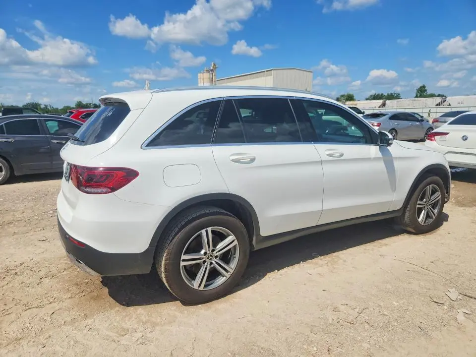 2020 MERCEDES-BENZ GLC 300  