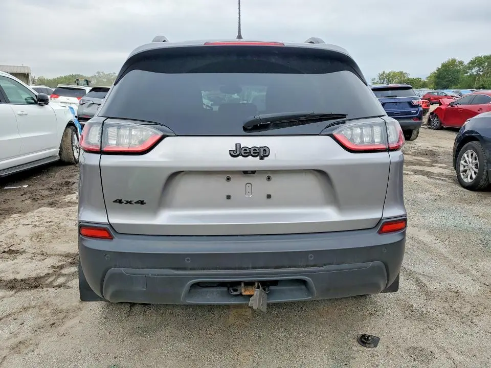 2021 JEEP CHEROKEE LATITUDE PLUS  