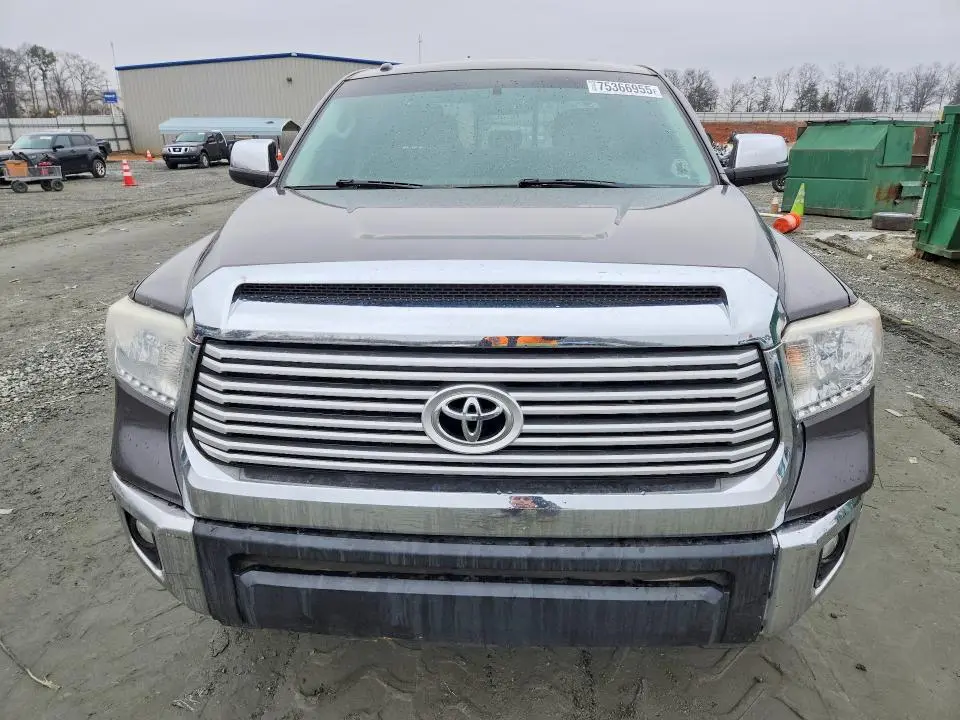 2016 TOYOTA TUNDRA DOUBLE CAB LIMITED  