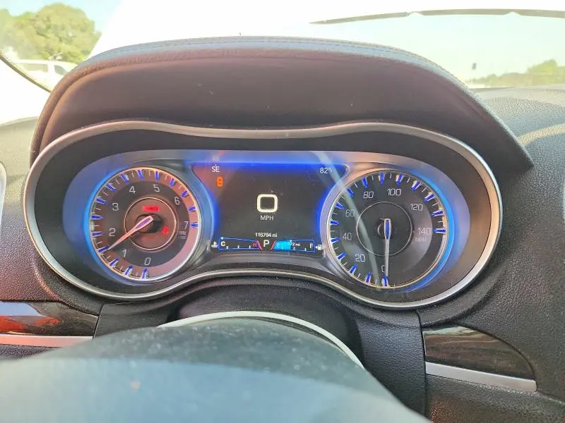 2015 CHRYSLER 300 LIMITED  