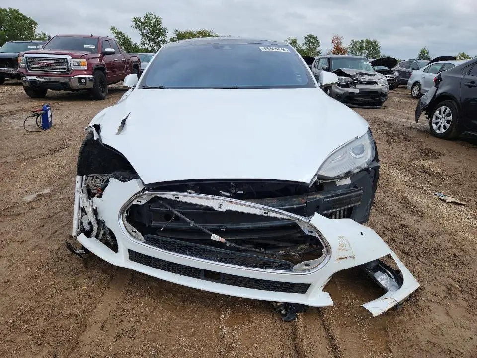 2016 TESLA MODEL S   