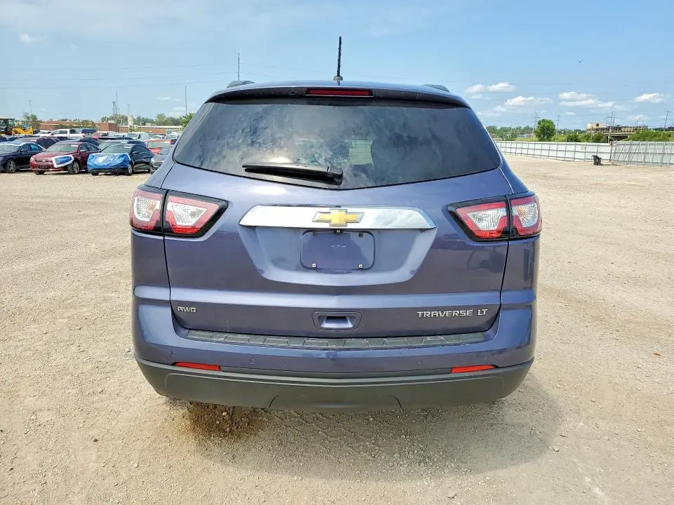 2014 CHEVROLET TRAVERSE LT  