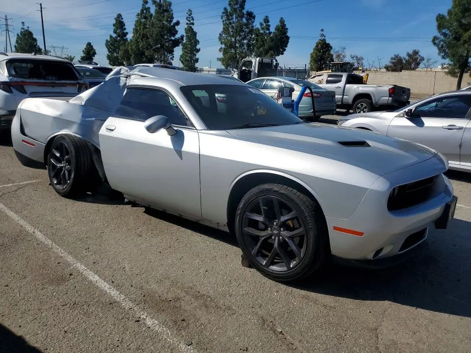 2021 DODGE CHALLENGER SXT  