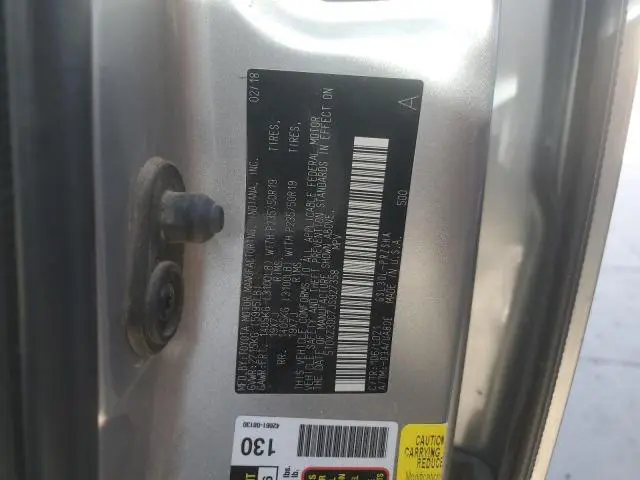 2018 TOYOTA SIENNA SE  