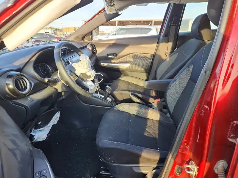 2018 NISSAN KICKS SV  