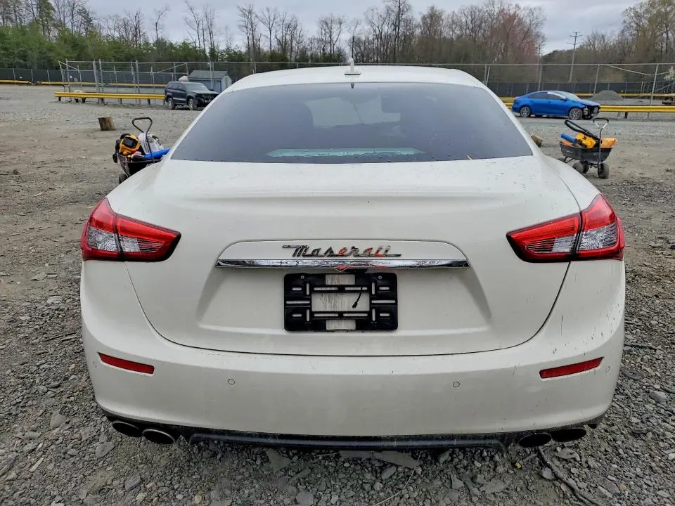 2017 MASERATI GHIBLI LUXURY  