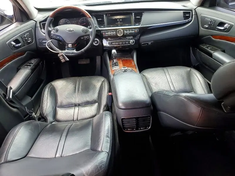 2015 KIA K900 LUXURY  