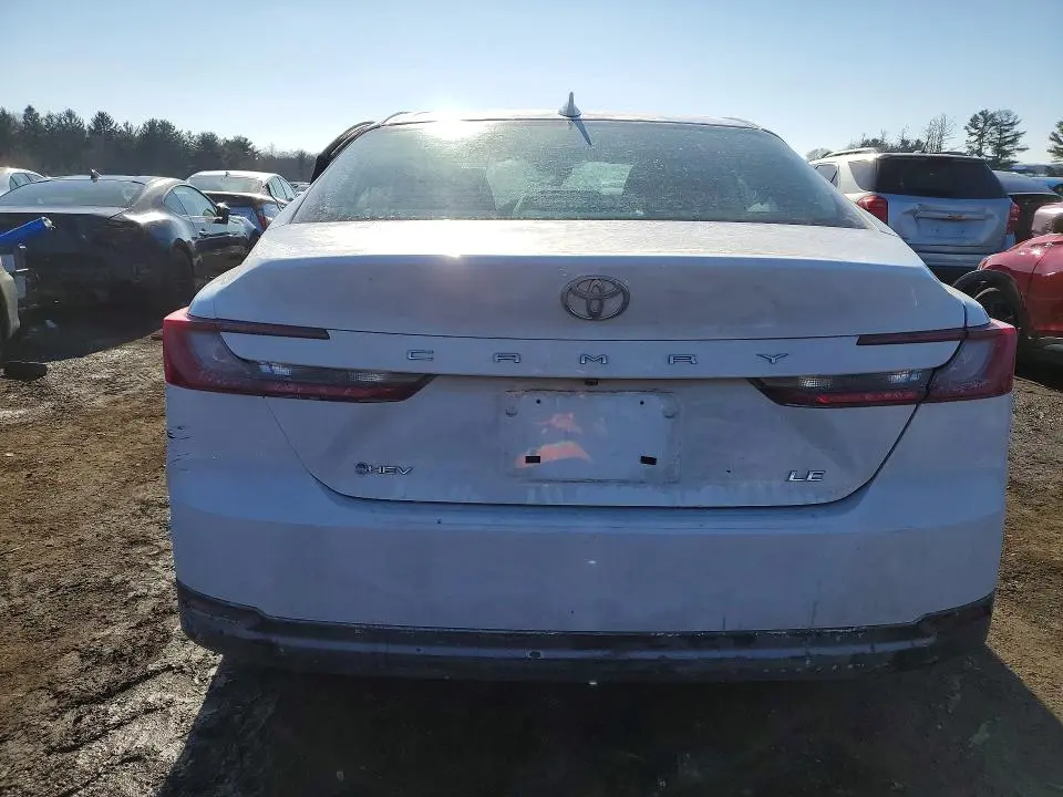 2025 TOYOTA CAMRY XSE  
