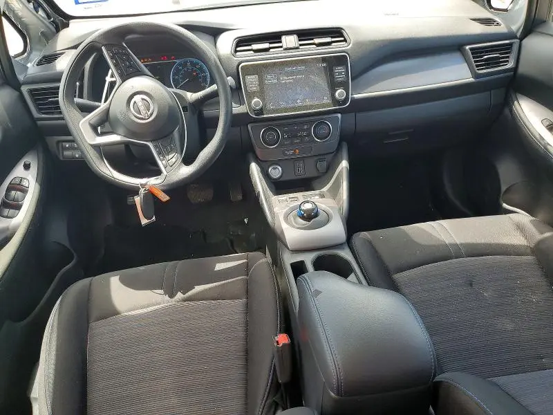 2025 NISSAN LEAF S  