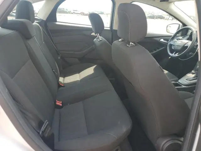 2018 FORD FOCUS SE  