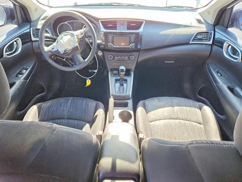 2017 NISSAN SENTRA SV  