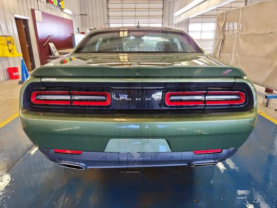 2022 DODGE CHALLENGER SXT  