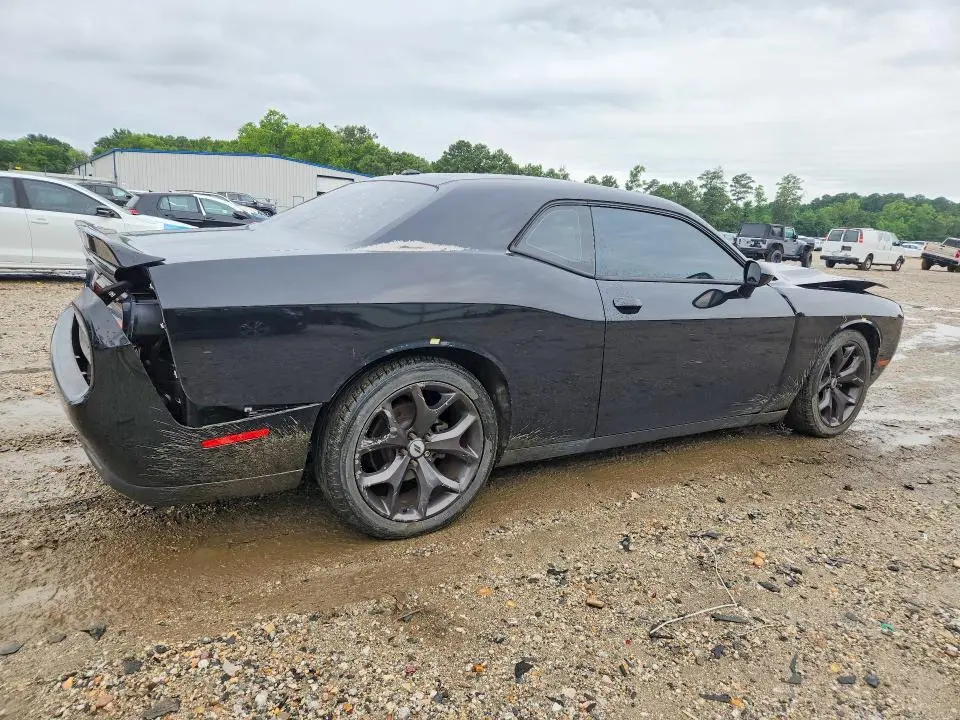 2018 DODGE CHALLENGER SXT  