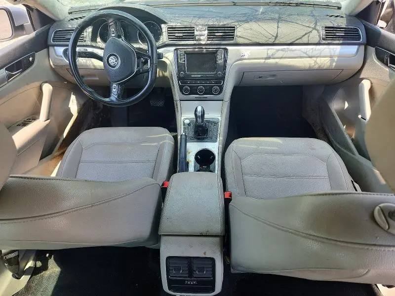 2019 VOLKSWAGEN PASSAT WOLFSBURG  