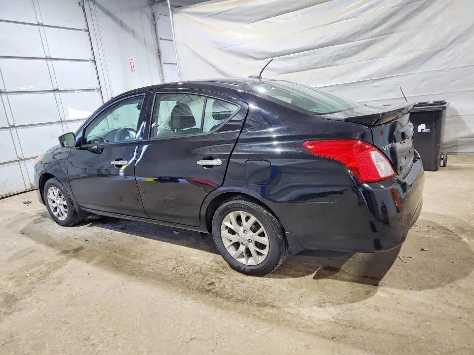 2019 NISSAN VERSA SV  