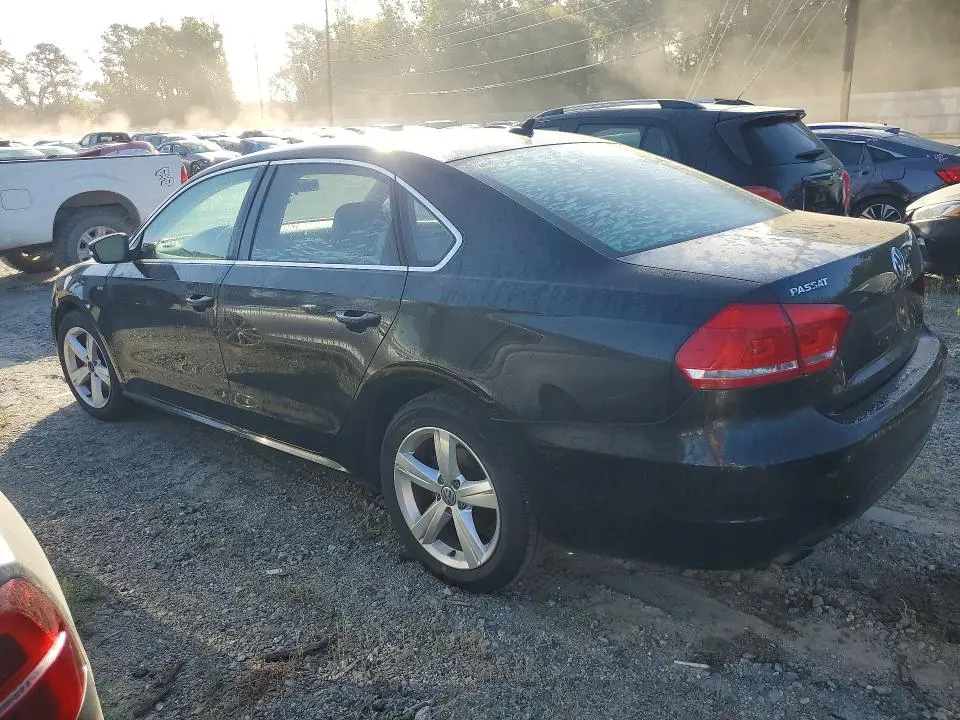 2015 VOLKSWAGEN PASSAT S  