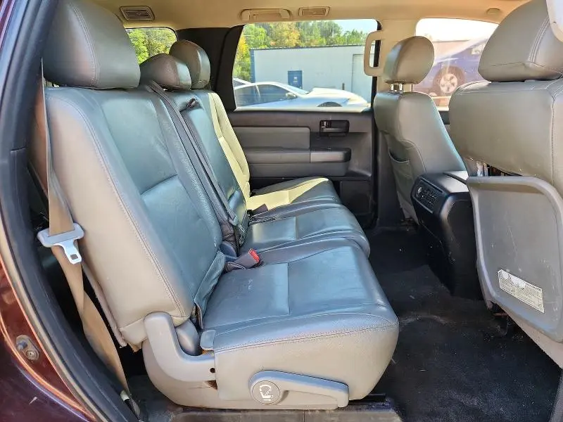 2012 TOYOTA SEQUOIA SR5  